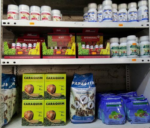 Des del 26 de novembre de 2015 només es podran subministrar productes fitosanitaris d’ús professional a persones que tinguin un carnet d’aplicador i manipulador de productes fitosanitaris en vigor.
(R.D1311/2012)